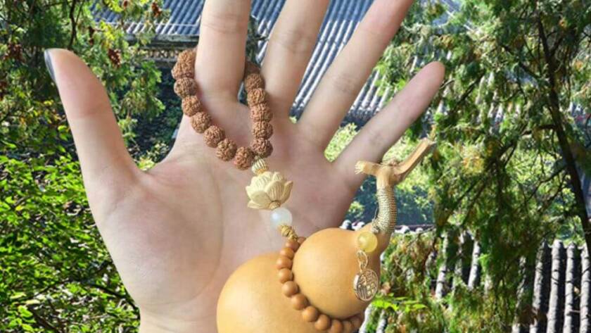 Shao Lin Si Chinese Decorative Gourd Pendant Retailer