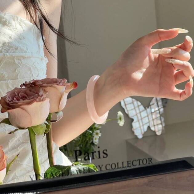 Get Rose Pink Color Quartz Bracelet For Praying Good Lucks